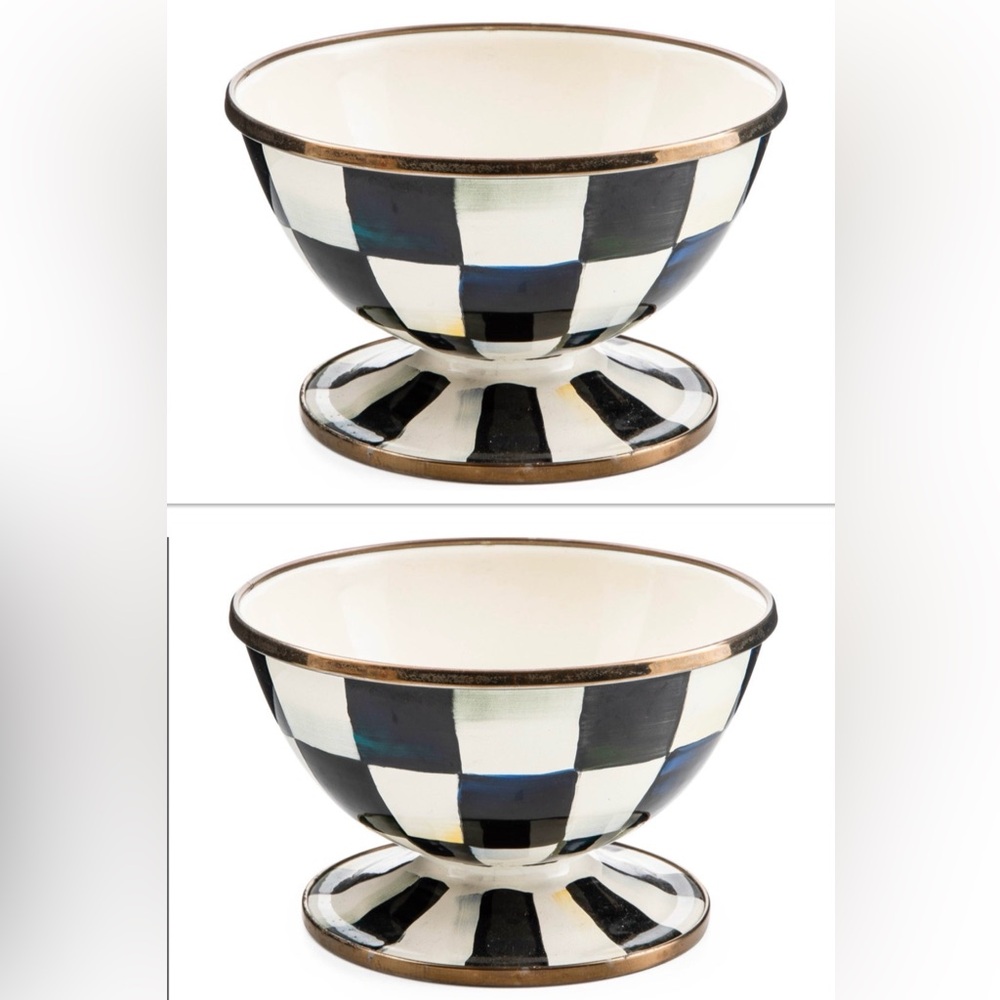 MacKenzie-Childs Courtly Check Enamel
Ice Cream Dishes (2) New w/ tags.
